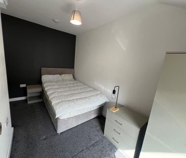 6 bedroom house share to rent - Photo 1