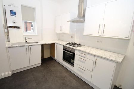 3 bedroom maisonette to rent - Photo 4