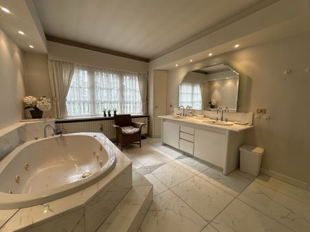 Zeer rustig gelegen villa op royaal perceel - Photo 5