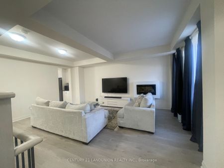 For Lease - 17 McConaghy Court, Vaughan, Ontario - Photo 5