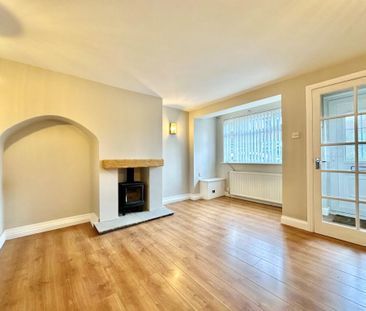 2 bedroom terraced house to rent - Photo 1