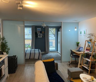 Studio Flat, Decourcy House, BS2 - Photo 3