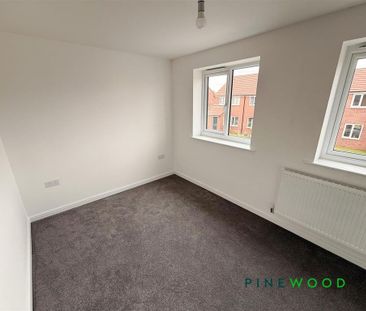 3 bedroom semi-detached house to rent - Photo 6