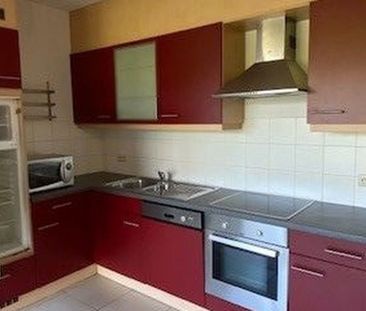 Appartement te huur in Jambes voor € 900 met 2 slaapkamers - Photo 3