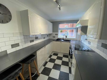 1 bedroom apartment to rent - Photo 4