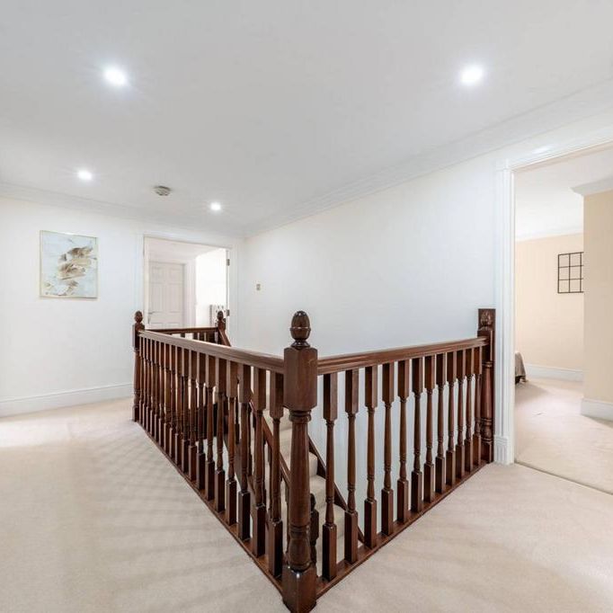 5 bedroom detached house to rent - Photo 1
