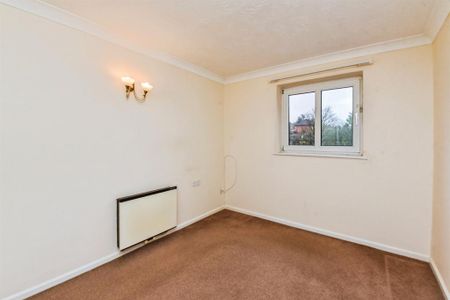 1 bedroom retirement property to rent - Photo 5