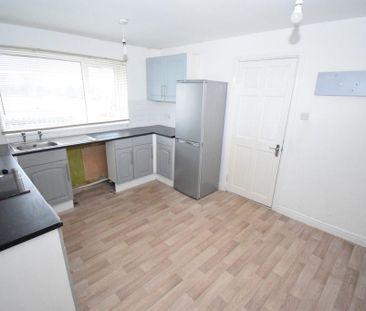 3 bedroom end of terrace house to rent - Photo 5