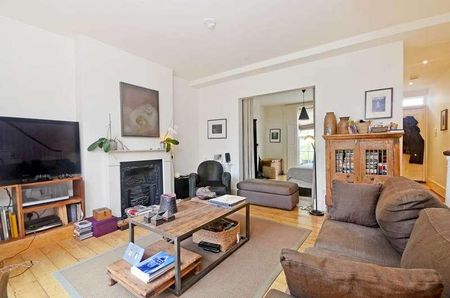 Rochester Road, Camden, NW1 - Photo 5