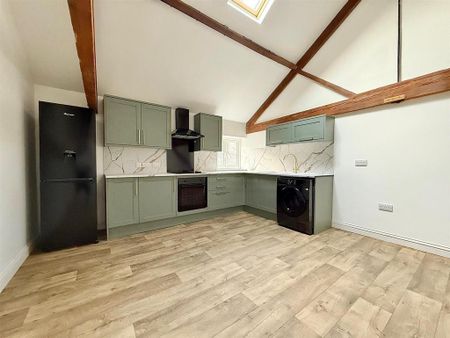 2 bedroom flat to rent - Photo 5