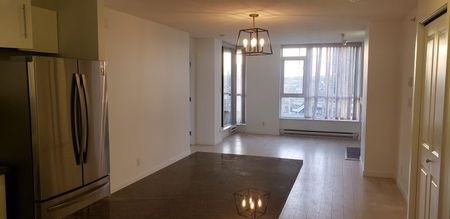 $2,950 / 2br – 1000ft2 – Large 1000 Sq Ft w/ 2 Bedrooms 2 Baths PETS ALLOWED (1303) (Burnaby) - Photo 4