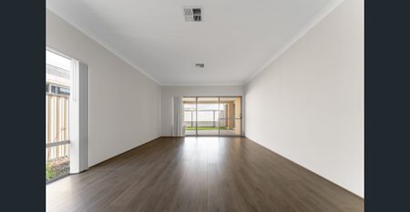 Stunning New Home at 17 Broadwater Avenue, Anketell - Photo 4