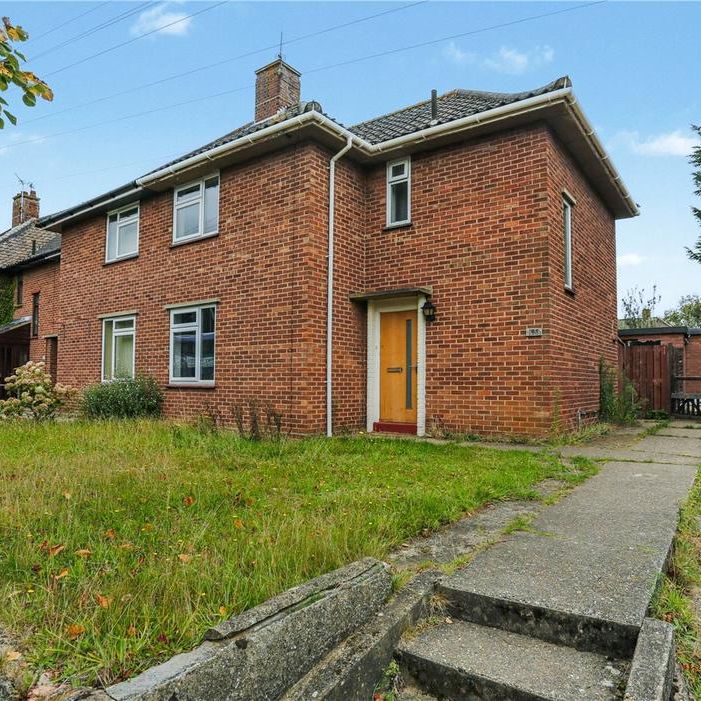 3 bedroom semi-detached house to rent - Photo 1