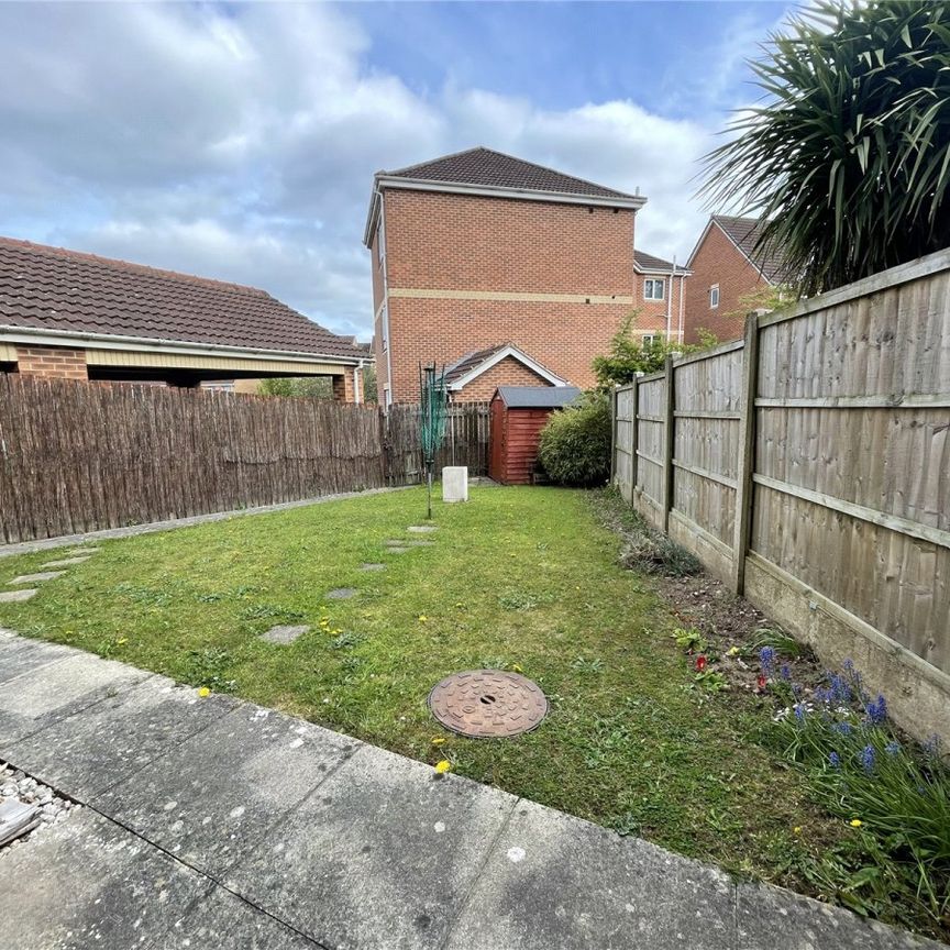 White Rose Avenue, Mansfield, Nottinghamshire, NG18 - Photo 1