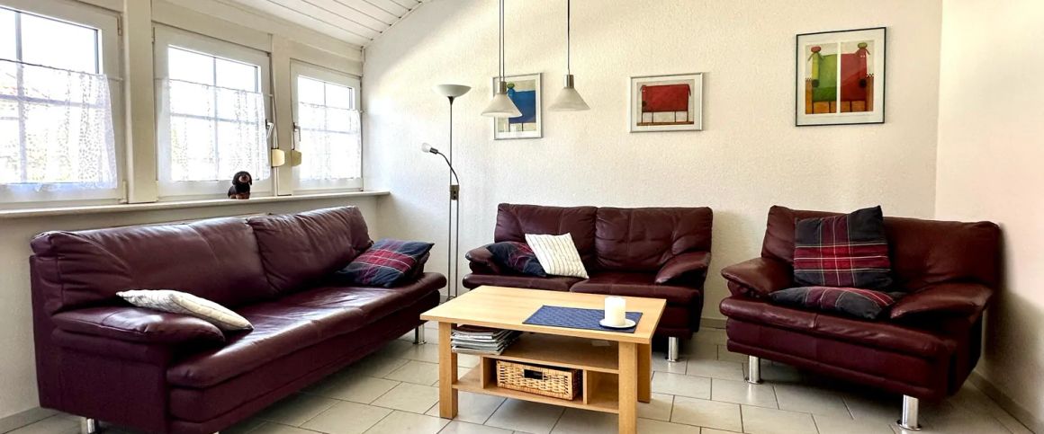 Charmante Dachgeschosswohnung in zentraler Lage - Foto 1