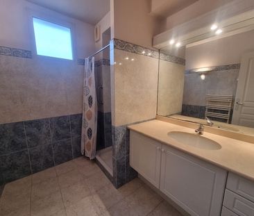 Location Appartement 2 pièces 59m² - Photo 6