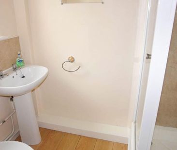 1 Bedroom Flat - Ground Floor - Photo 4