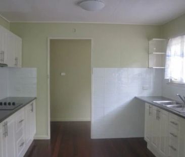 1346 Anzac Avenue, Kallangur QLD 4503 - House For Rent | Domain - Photo 1