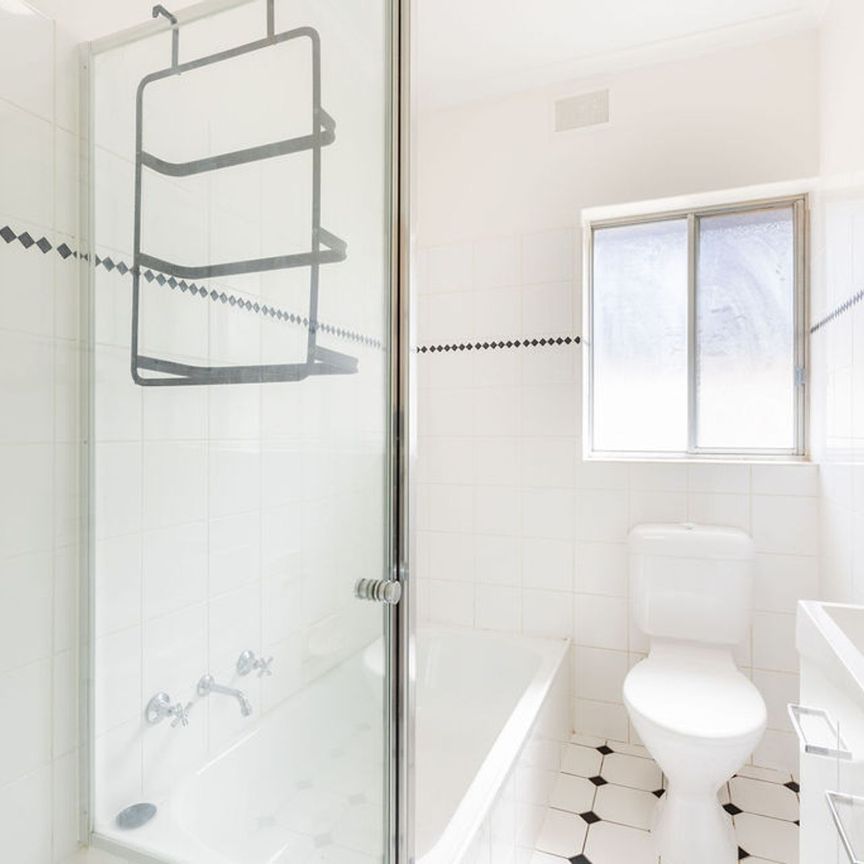 Stylish & Low-Maintenance Living Just Minutes from the City - Photo 1