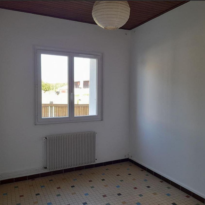 Location Maison 3 pièces 47m² SALAUNES 33160 - Photo 1
