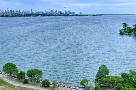 For Lease - 39 Annie Craig Drive Unit# 1714, Toronto, Ontario - Photo 4