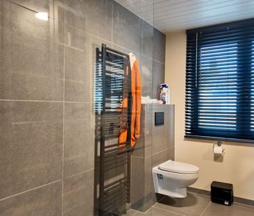 Gerenoveerde woning met zonnige tuin en zonnepanelen in Eeklo! - Photo 3