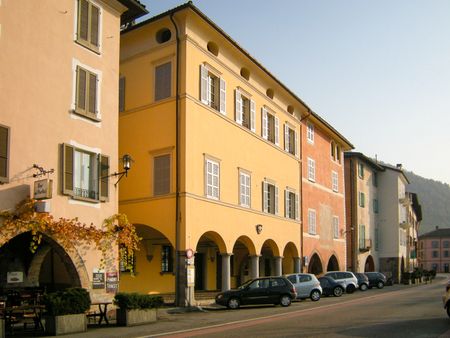 AMPIO APPARTAMENTO 2.5 LOCALI VICINO AL LAGO - Photo 4