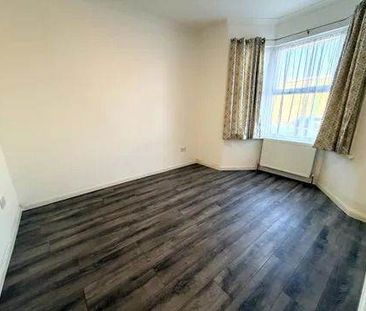 Room in a Shared House, Loxford Lane, IG1 - Photo 2