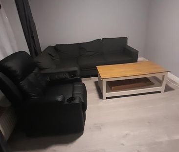 4 bedroom house to rent - Photo 1