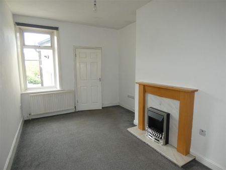 2 bed flat to rent in St. Thomas Street, Gateshead, NE9 - Photo 5