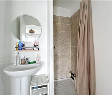 4 pièces - Meublé - 83,91 m² - 5ème étage - Colocation non autorisée - Photo 5