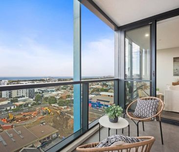 Luxury Aire Apartment - Photo 3