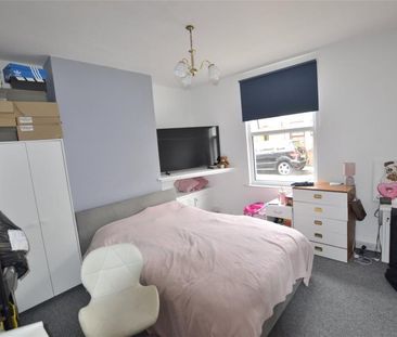 Vauxhall Road, Gloucester, Gloucestershire, GL1 - Photo 1