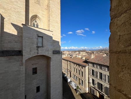 Location Appartement 2 pièces 31m² AVIGNON 84000 - Photo 2