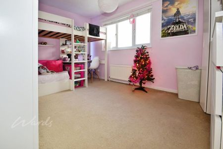 2 bedroom semi-detached house to rent - Photo 4
