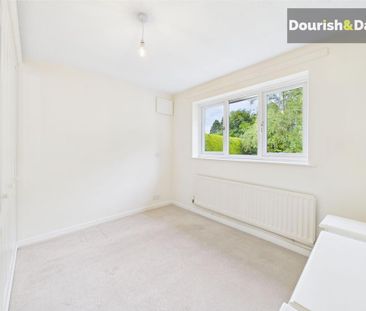 3 bedroom detached bungalow to rent - Photo 5