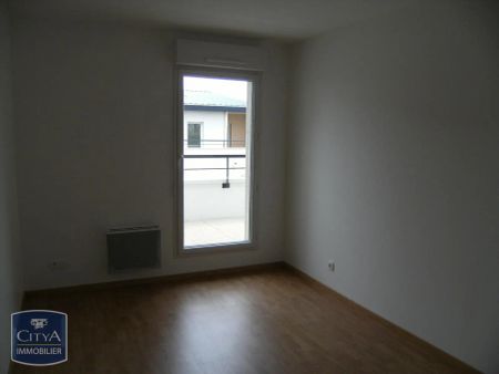 Appartement à louer 4 pièces 78.04m² - Photo 2