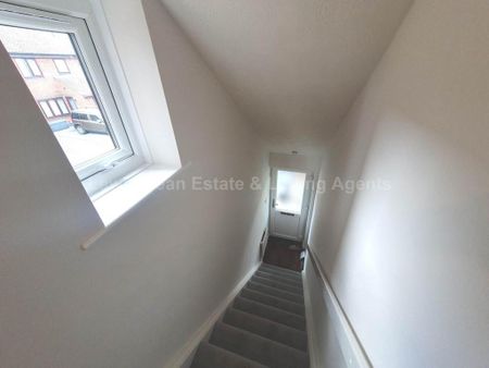 2 bedroom maisonette to rent - Photo 2