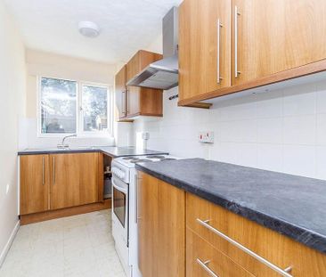 1 bedroom end of terrace house to rent - Photo 2