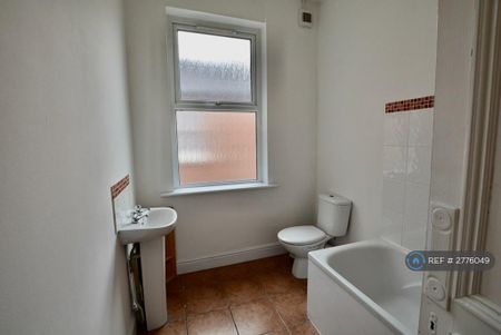 7 bedroom terraced house to rent - Photo 4