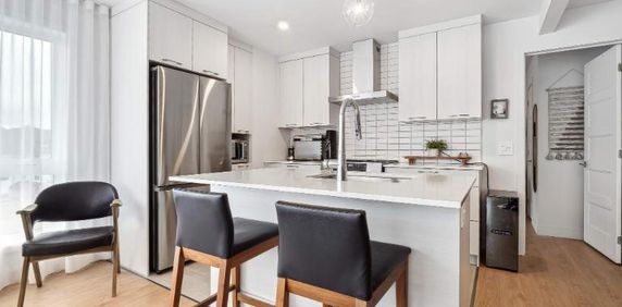 2 CH - 2 SDB - Bromont - $2,015 /mo - Photo 2