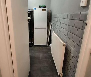 Waterloo Road, Ilford, IG6 - Photo 5