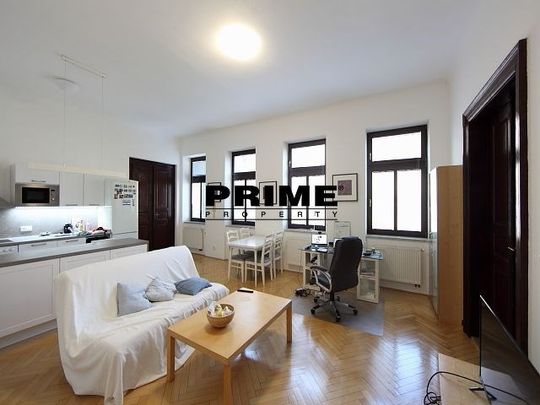 Apartment for rent, 2+kk - 1 bedroom, 71m - Photo 1