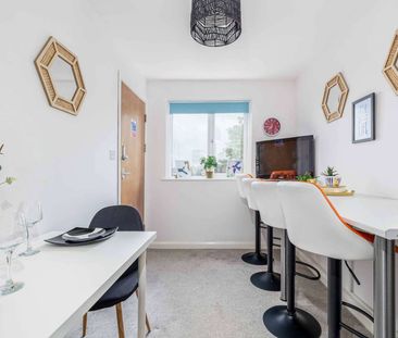 🌿 Modern Living, No Fuss – Beautiful Houseshare in Nuneaton - Photo 1