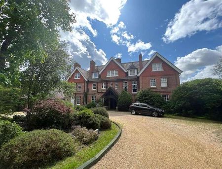 Brook, Lyndhurst, SO43 - Photo 2