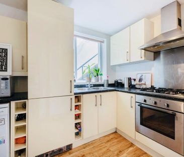 2 Bed Flat, Clapham, SW4 - Photo 3