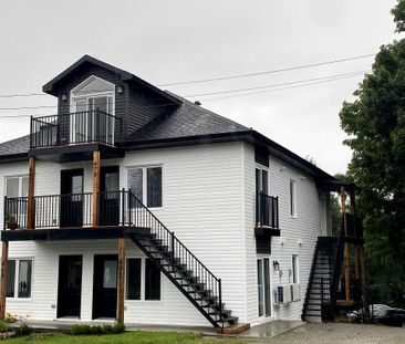 Appartement à louer 3.5 (Chesterville) Rien de compris - Photo 1