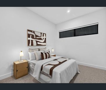 Hi, I’m Your Brand-New Home Where Style Meets Sophistication - Photo 4