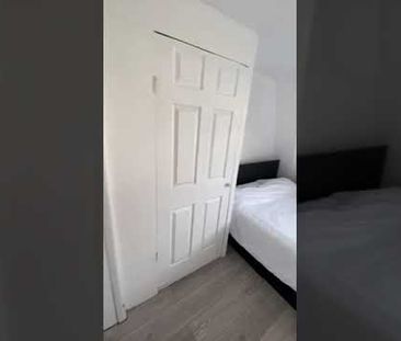 1 Bed Flat, Montpelier Road, BN1 - Photo 2
