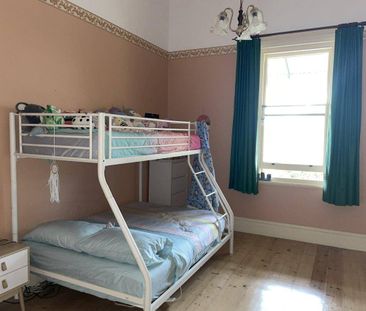 LARGE PERIOD HOME - Photo 2